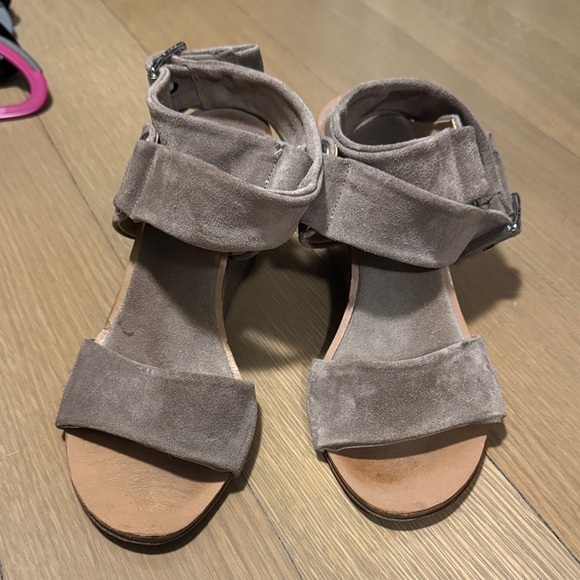 rag & bone “Damien” Beige Wedge Sandals